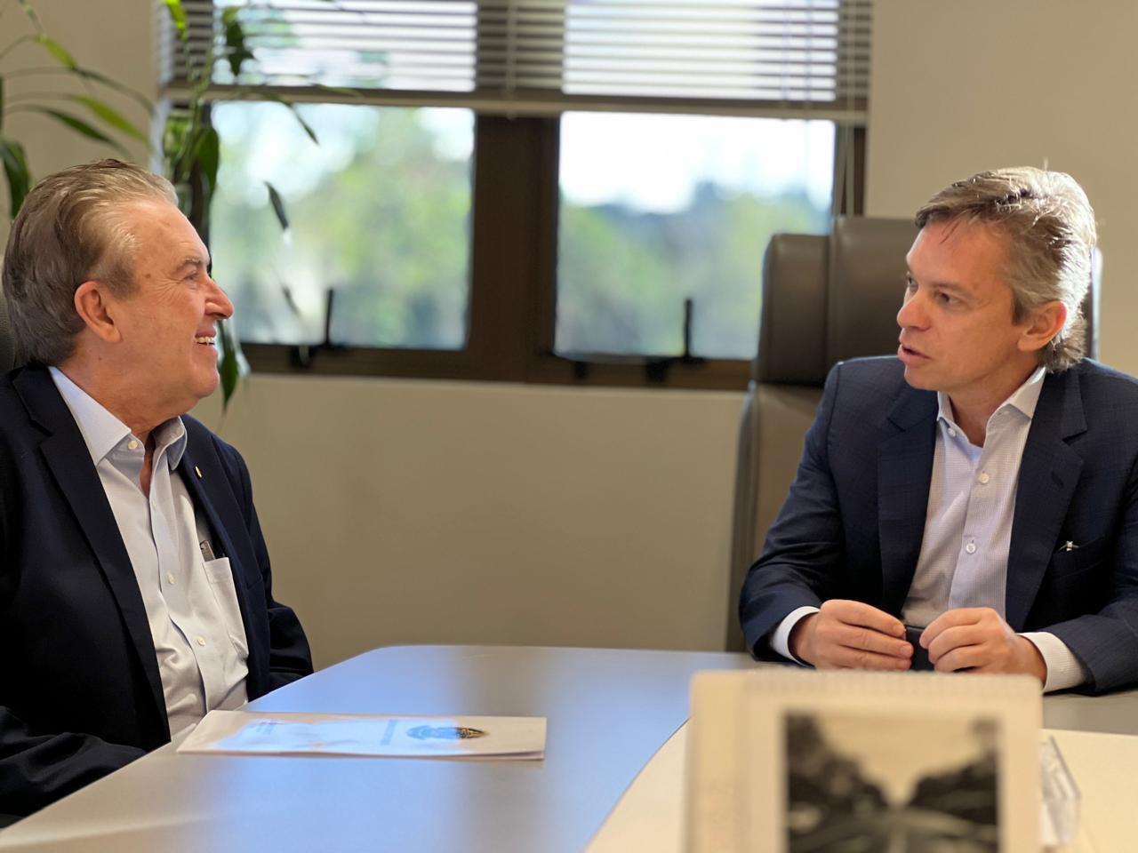 Luciano Ducci se reúne com presidente da OAB-PR
